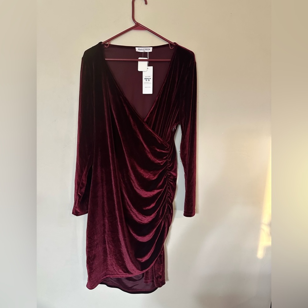 Halcyeen Velvet Wrap-Front Long-Sleeve Dress in Burgundy - Picture 2 of 4